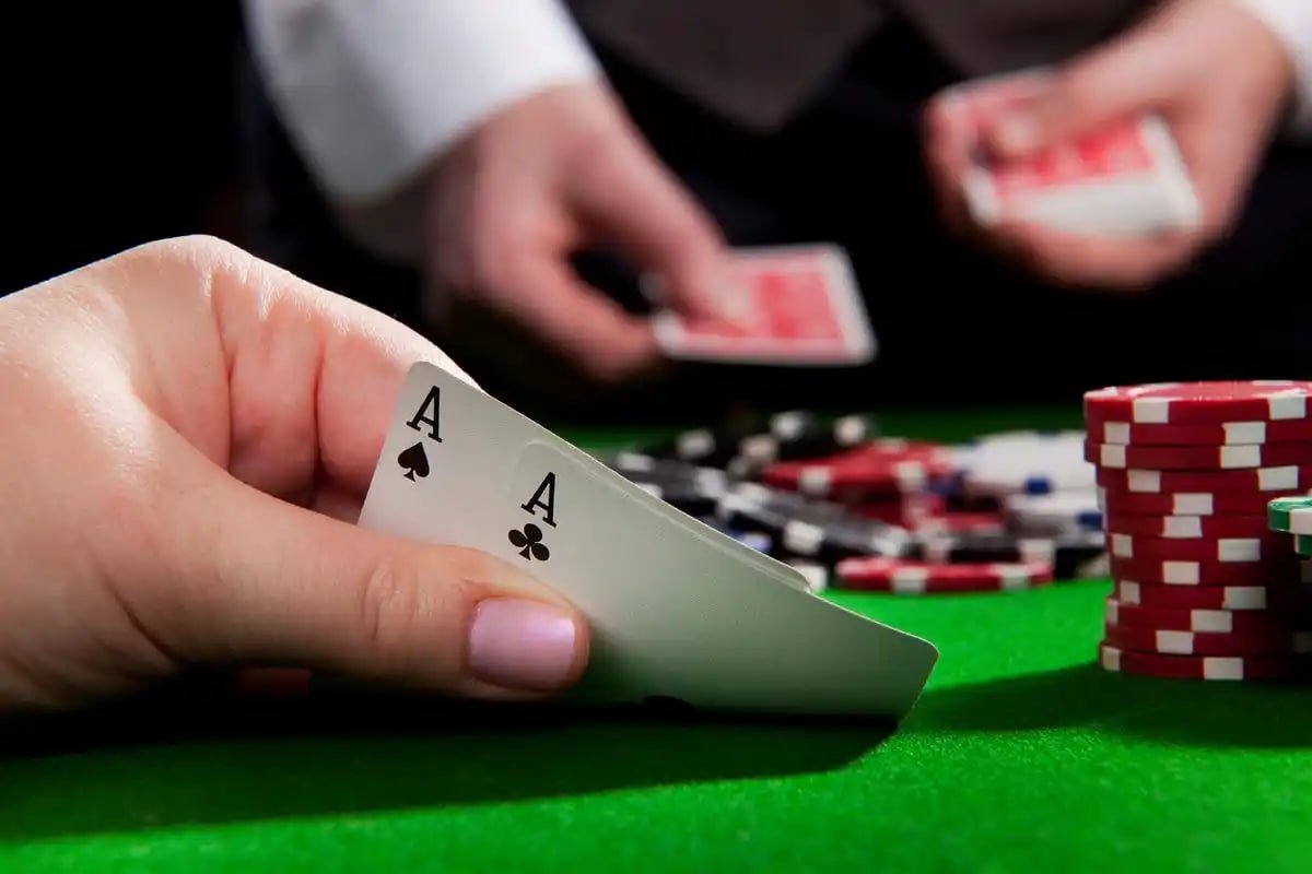 f8bet19